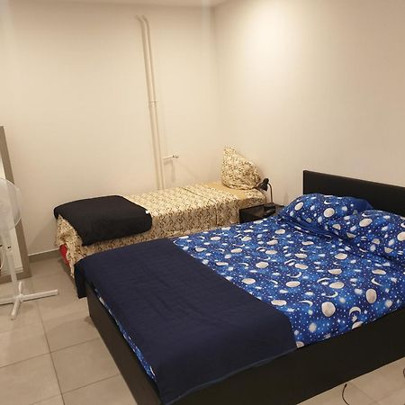 Appartements Renove 2023 Proche Aeroport 5Min, Gare Sncf 2 Min, Tramway Au Pied De L'Immeuble , Parking Possible, Renovated Apartments 2023 Near The Airport 5 Min, Train Station 2 Min, Tram Next To The Building 1 Min, Parking Possible Nice Luaran gambar