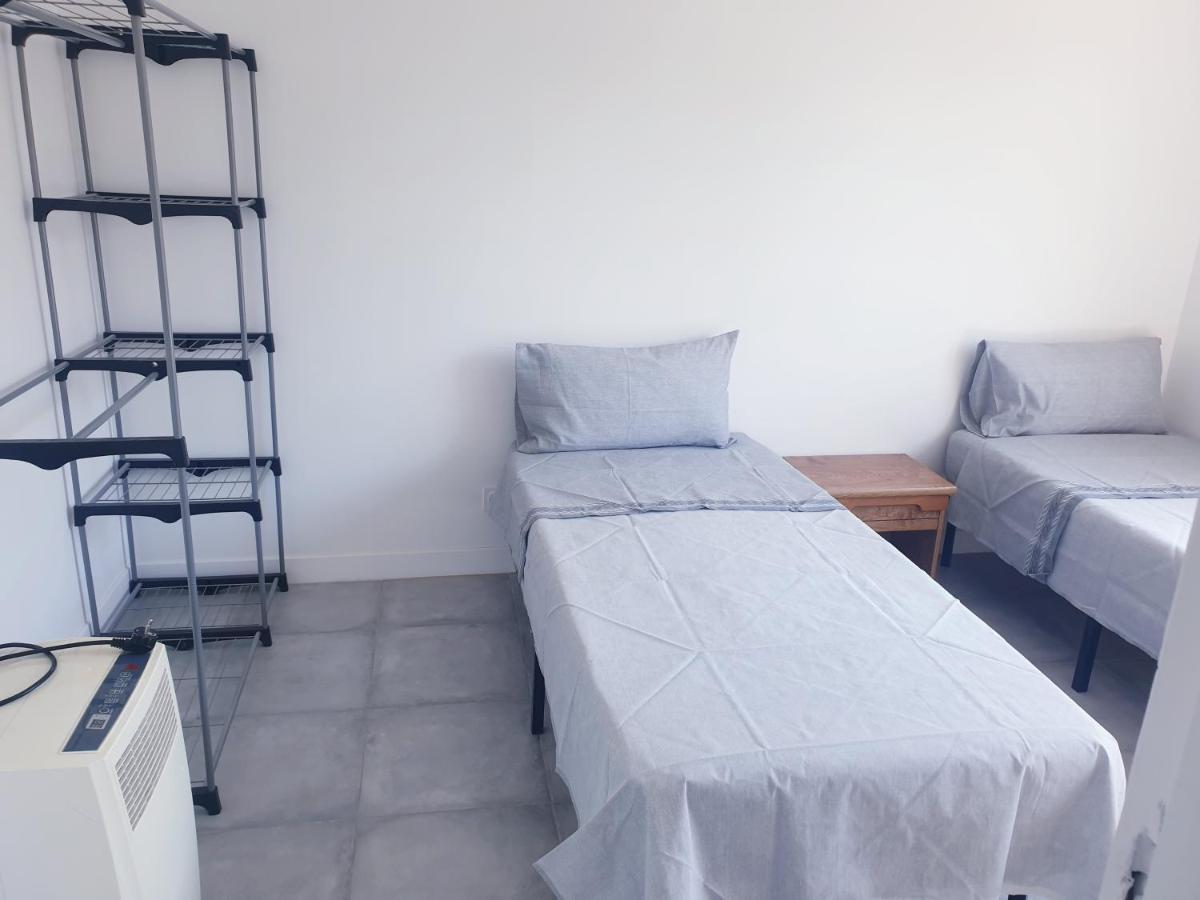 Appartements Renove 2023 Proche Aeroport 5Min, Gare Sncf 2 Min, Tramway Au Pied De L'Immeuble , Parking Possible, Renovated Apartments 2023 Near The Airport 5 Min, Train Station 2 Min, Tram Next To The Building 1 Min, Parking Possible Nice Luaran gambar