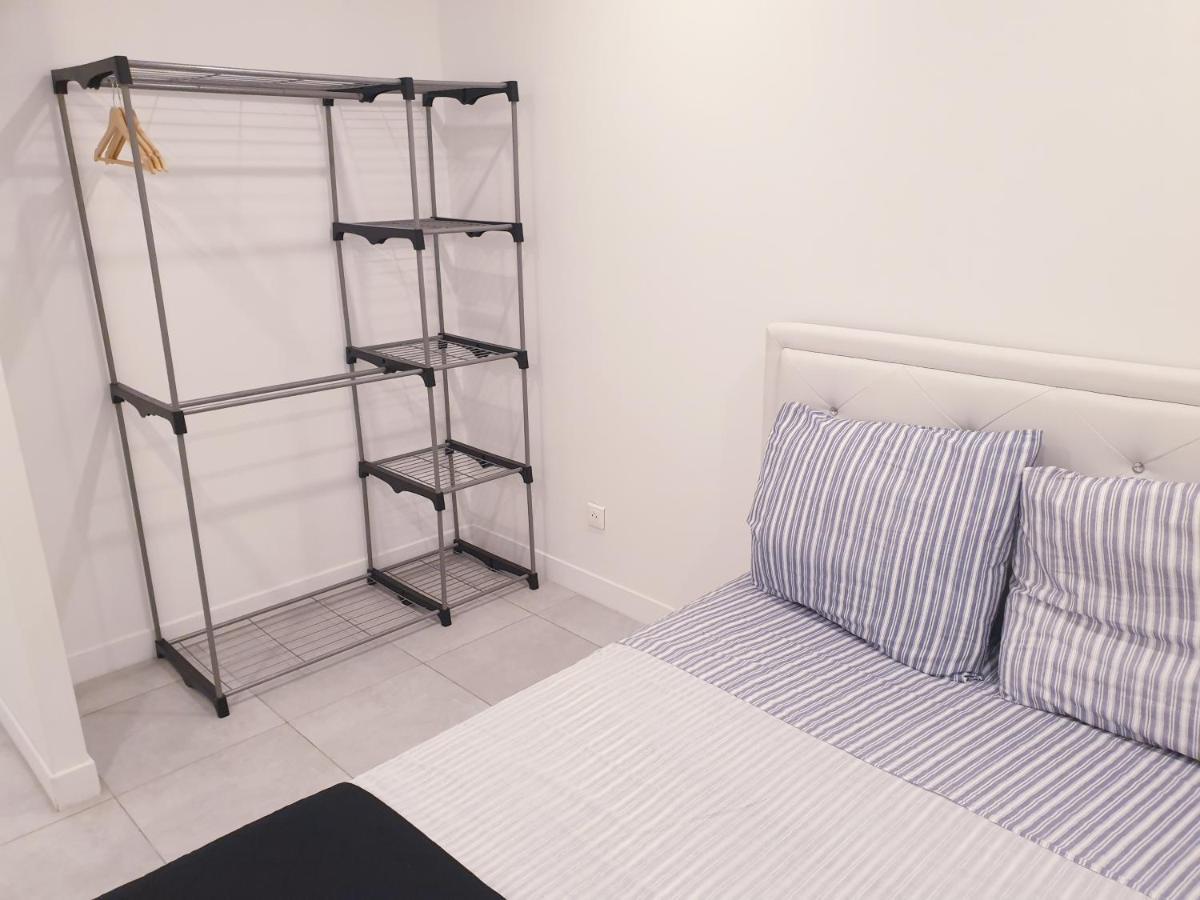 Appartements Renove 2023 Proche Aeroport 5Min, Gare Sncf 2 Min, Tramway Au Pied De L'Immeuble , Parking Possible, Renovated Apartments 2023 Near The Airport 5 Min, Train Station 2 Min, Tram Next To The Building 1 Min, Parking Possible Nice Luaran gambar