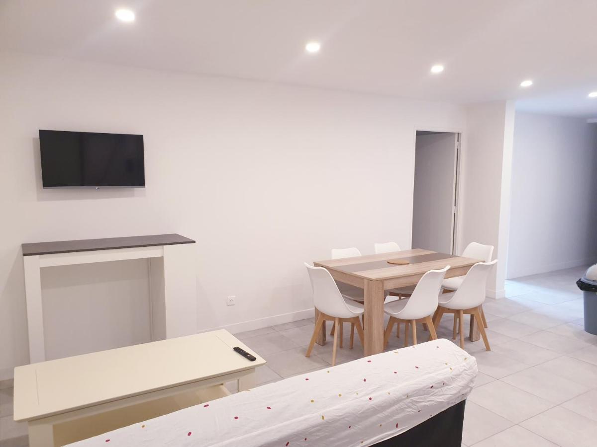 Appartements Renove 2023 Proche Aeroport 5Min, Gare Sncf 2 Min, Tramway Au Pied De L'Immeuble , Parking Possible, Renovated Apartments 2023 Near The Airport 5 Min, Train Station 2 Min, Tram Next To The Building 1 Min, Parking Possible Nice Luaran gambar