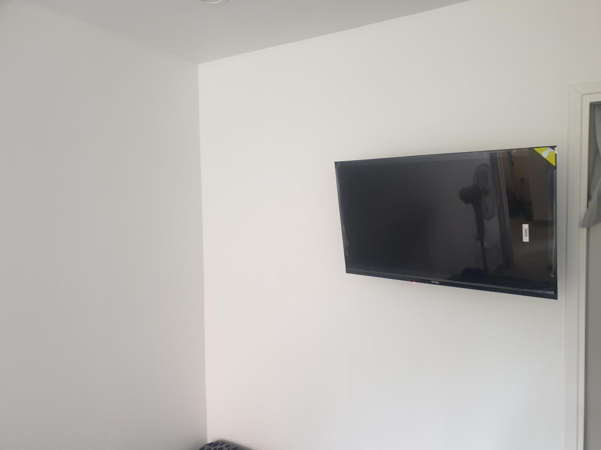 Appartements Renove 2023 Proche Aeroport 5Min, Gare Sncf 2 Min, Tramway Au Pied De L'Immeuble , Parking Possible, Renovated Apartments 2023 Near The Airport 5 Min, Train Station 2 Min, Tram Next To The Building 1 Min, Parking Possible Nice Luaran gambar