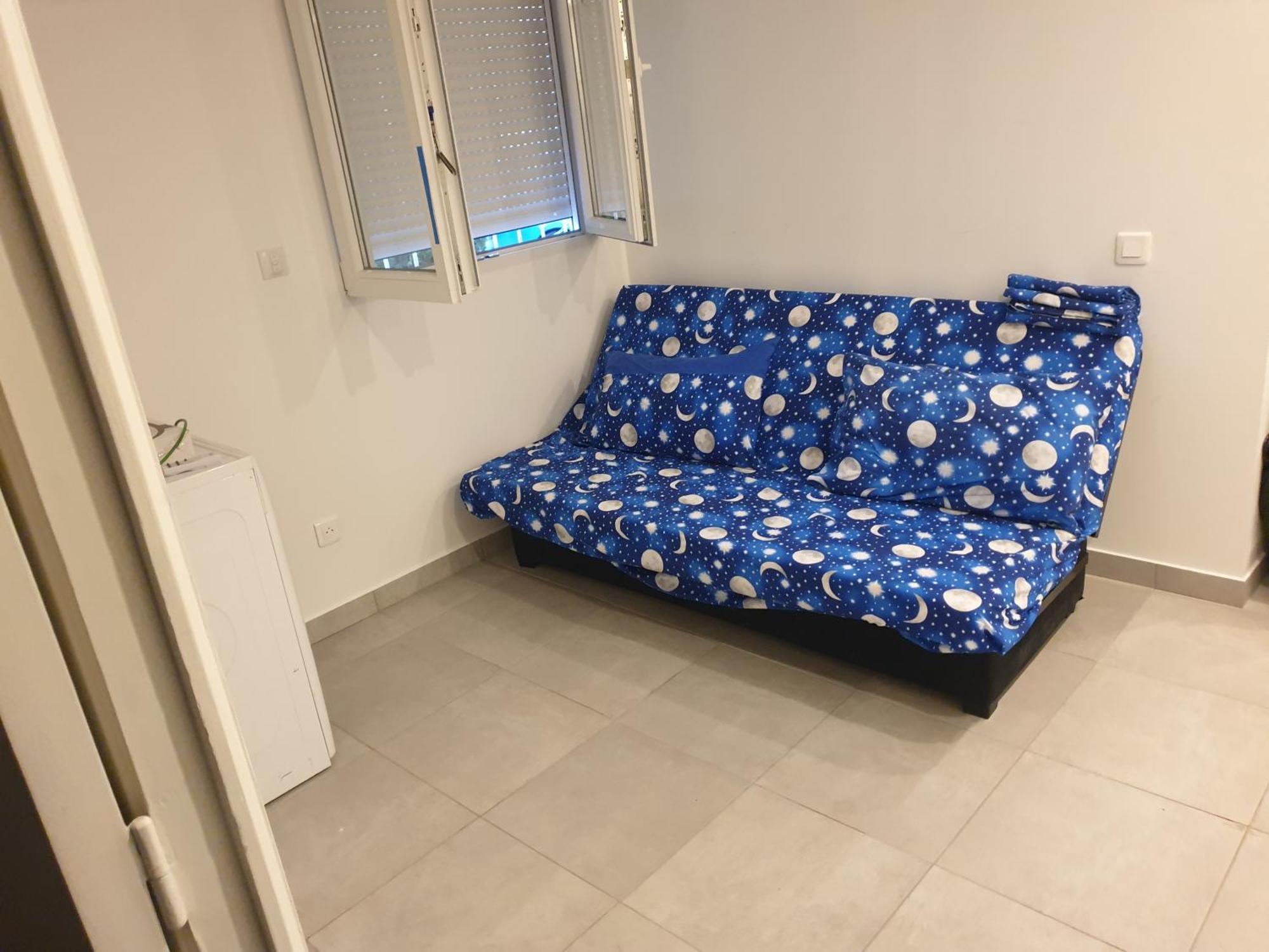 Appartements Renove 2023 Proche Aeroport 5Min, Gare Sncf 2 Min, Tramway Au Pied De L'Immeuble , Parking Possible, Renovated Apartments 2023 Near The Airport 5 Min, Train Station 2 Min, Tram Next To The Building 1 Min, Parking Possible Nice Luaran gambar