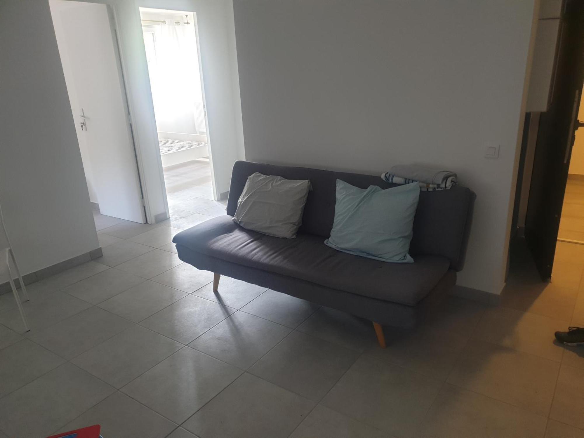 Appartements Renove 2023 Proche Aeroport 5Min, Gare Sncf 2 Min, Tramway Au Pied De L'Immeuble , Parking Possible, Renovated Apartments 2023 Near The Airport 5 Min, Train Station 2 Min, Tram Next To The Building 1 Min, Parking Possible Nice Bilik gambar